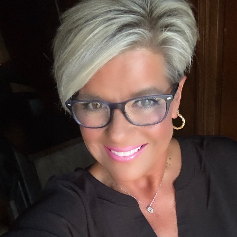 Meet your Posher, Kim